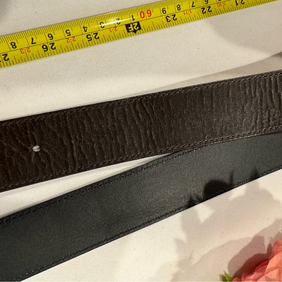 Authentic Louis Vuitton belt - Picture 8 of 13